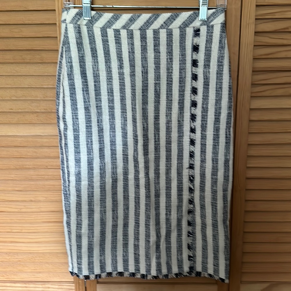 Banana Republic pencil skirt with frayed edge and hem